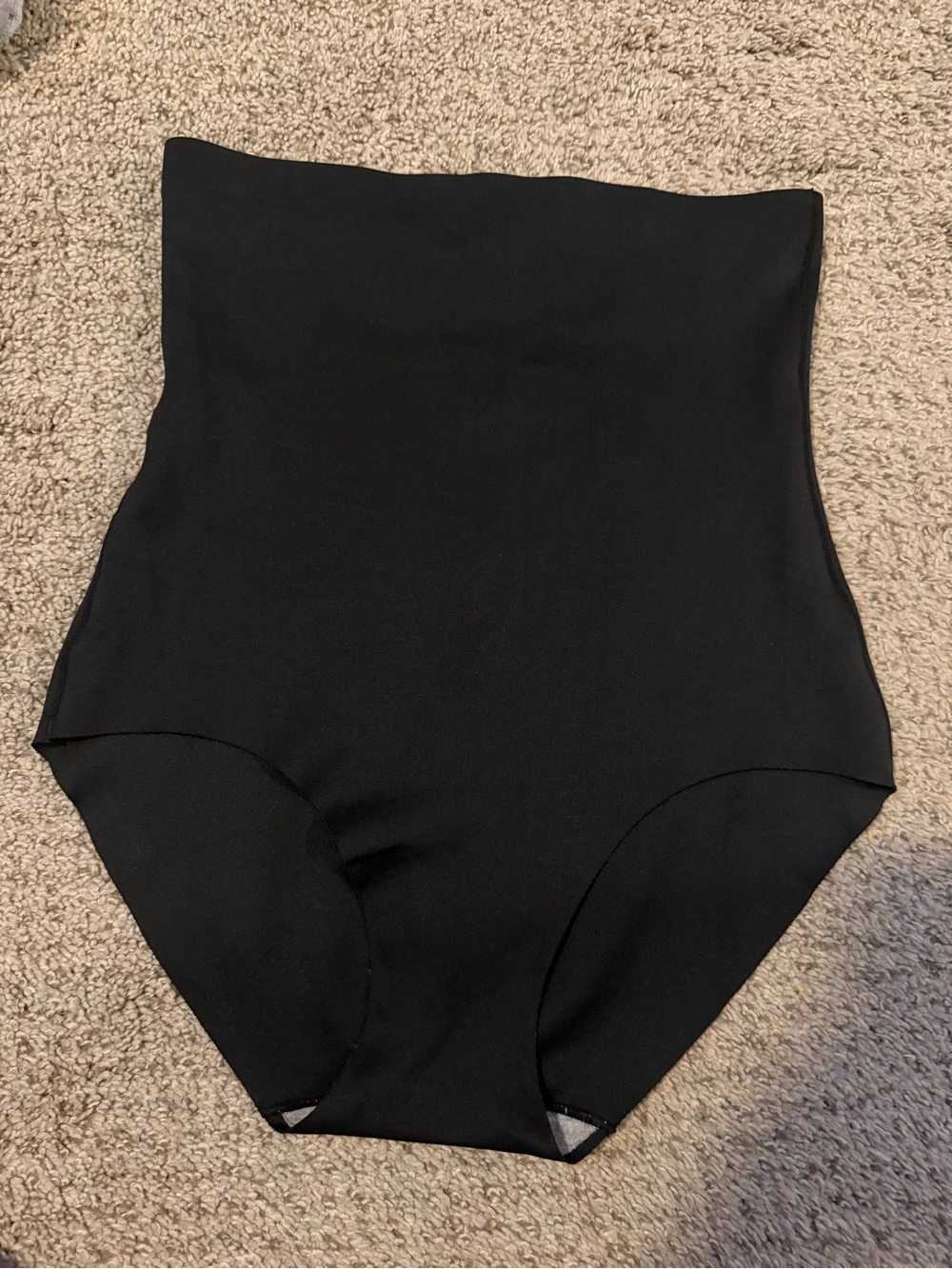 Youmita Black High-Waist Seamless Shaping Shorts